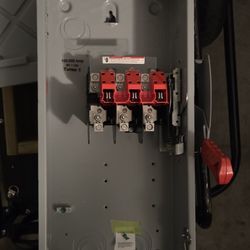 Siemens Electrical Boxes Disconnects 4 Total Brand New In Box