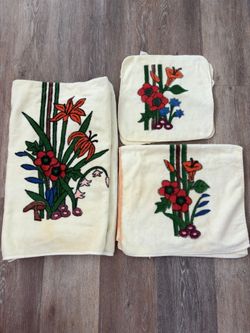 Vintage 1970s Bath Towel Set 6pc