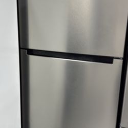 Garage Ready Stainless Steel Fridge