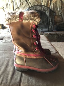 Girls snow/winter boots- size 3