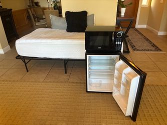 Twin XL Dorm Room Set + Mini Fridge & Microwave –   Complete College Setup