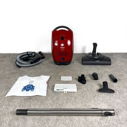 Miele Classic C1 Home Care Vacuum Cleaner w/ all attachments 