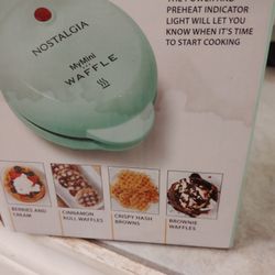 Nostalgia My Mini Waffle Maker (Porch Pick Up)