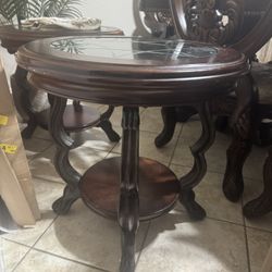 2 End Tables 