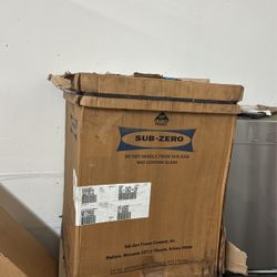 Legacy Model - 24" Undercounter Refrigerator/Freezer with Ice Maker - Panel Ready