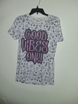 Good vibes only shirt size,large,from ross