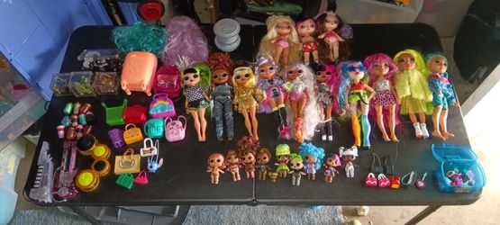 Lol barbies/ Lol babies and rainbow high barbies with accessories