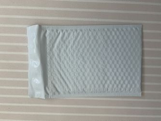Bubble Mailers 8.5x11 Inch 50 Pcs,Small Self-Sealing Mail Shipping Bags,Padded Envelopes