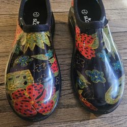 NEW SLOGGERS COLORFULL RUBBER CLOGS GARDEN / WATER SHOES WOMEN SIZE  8  