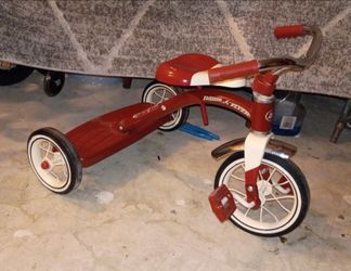 Radio flyer