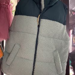 Women's Wild Fable Oversized Puffer Vest Green 