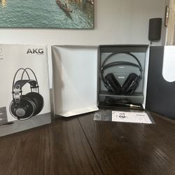 AKG K702 REFERENCE STUDIO HEADPHONES (By Harman)