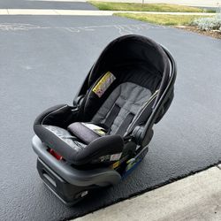 Graco Car seat 