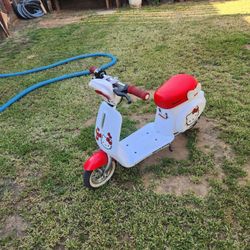 Estoy Vendiendo Este Motito Para Niña En $60