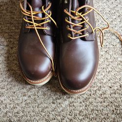 Redwing Boots Size 10D 