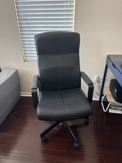 IKEA Office Chair – Black Faux Leather