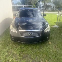 2012 Infiniti M37X 