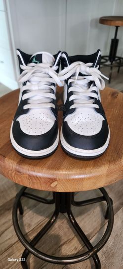 Jordan youth size 7