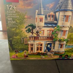Lego Friends Set - Castle Bed and Breakfast