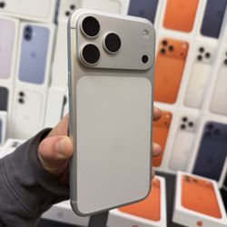 New Unlocked iPhone 17 Pro Max Silver