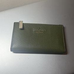 Kate Spade New York Small Slim Bifold Wallet