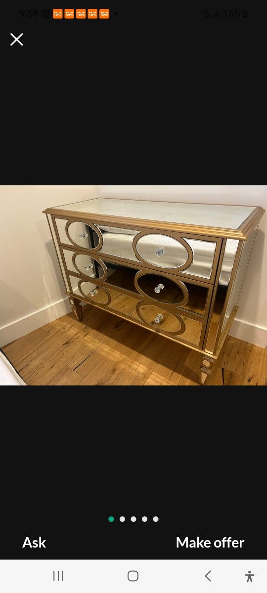 Mirrored Cabinet/ Dresser