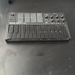 AKAI MPK MINI