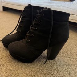 Black Ankle Boot Woman’s 