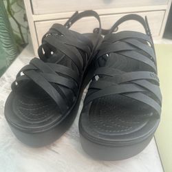Size 9 Crocs Women's Brooklyn Strappy Low Wedge Sandals