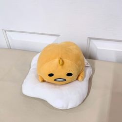 Gudetama plush stuffed animal toy
