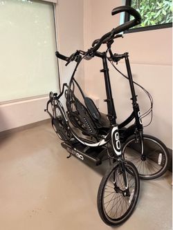 Bicicleta elíptica para exteriores marca ElliptiGO