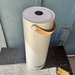 Molekule Air Purifier MH1-CCC Large Room PECO Smart Technology 3 Pre Filters