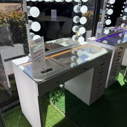 White Makeup Vanity with 9 Drawers and LED Mirror with Bluetooth Speaker (2.4)