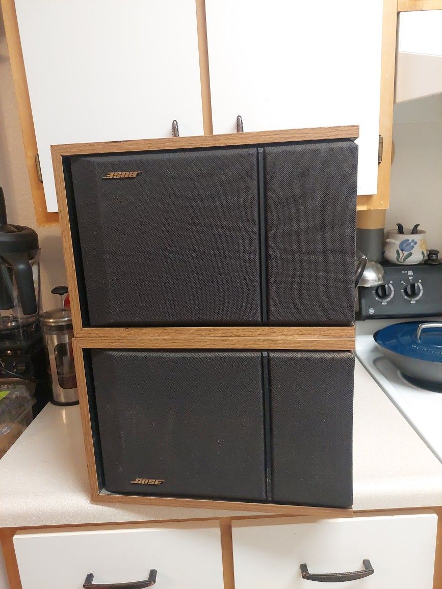 Pair Bose 201 Series III Direct Reflecting Bookshelf Speakers Wood Grain