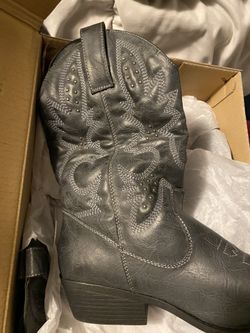 Women’s NEW Black Western Boots 9W
