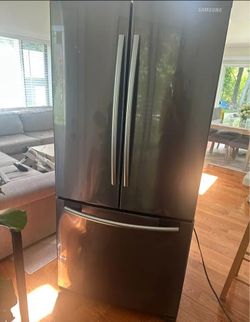 French Door Refrigerator with Bottom Freezer – Like New