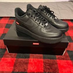 Air Force 1s Supremes(black color way)