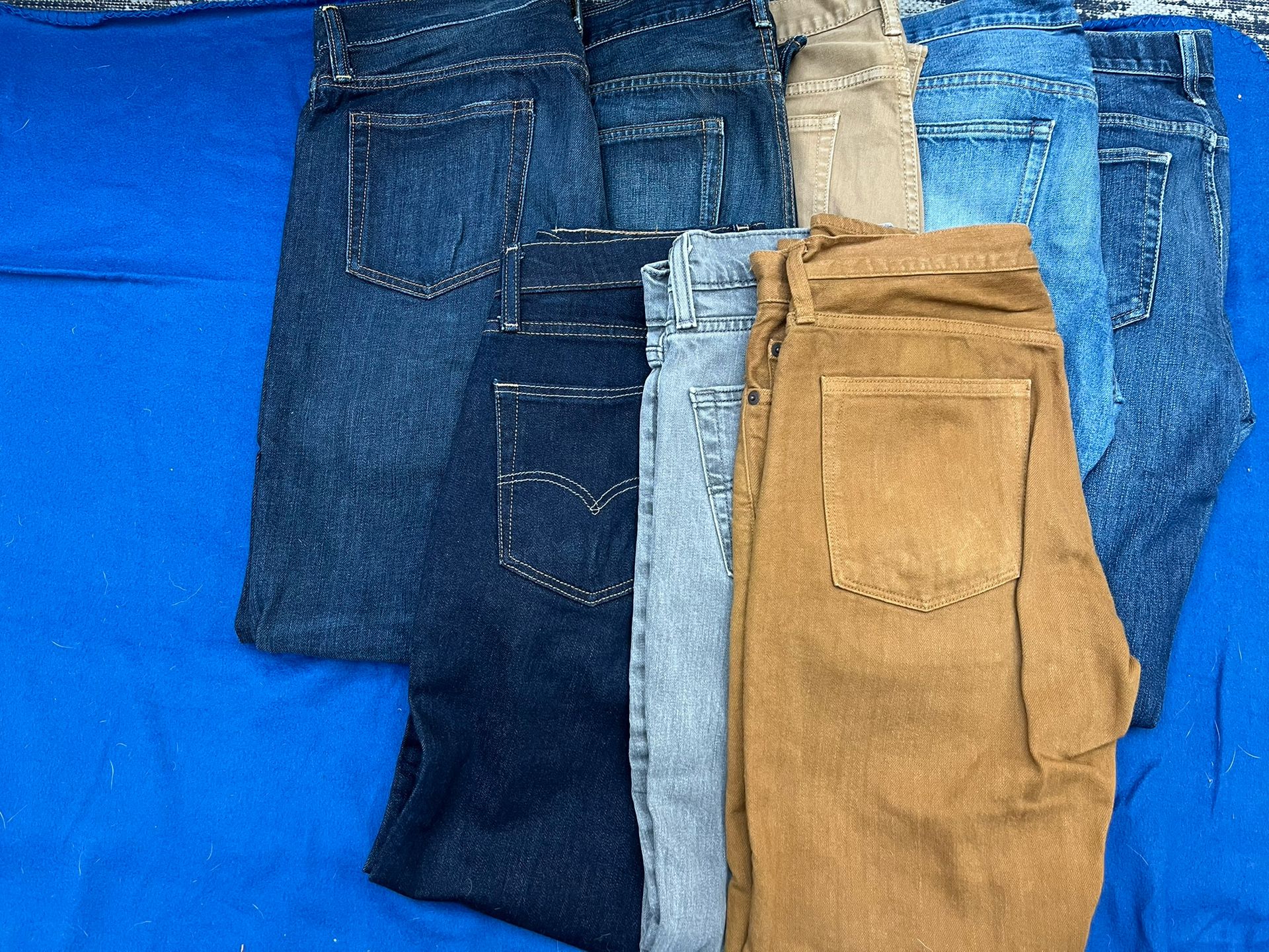 8 Pairs of Pants All For $35 (Levi’s, Gap, J crew, Joe’s)