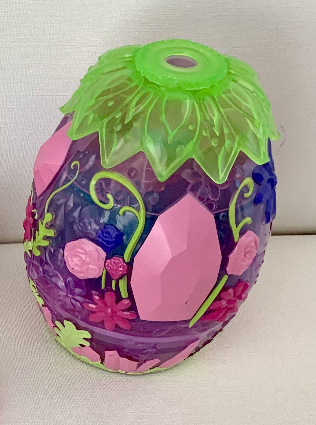 Hatchimals Gem Secret Garden Play set