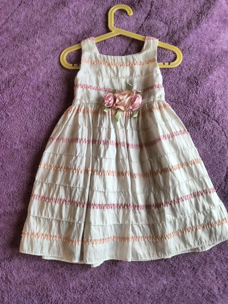 Girl's Dress Size 4T