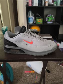 Shoe