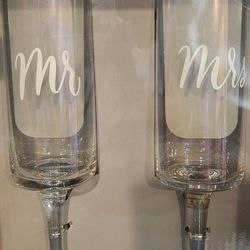 Hobby Lobby Toasting Mr. & Mrs. Glasses New!