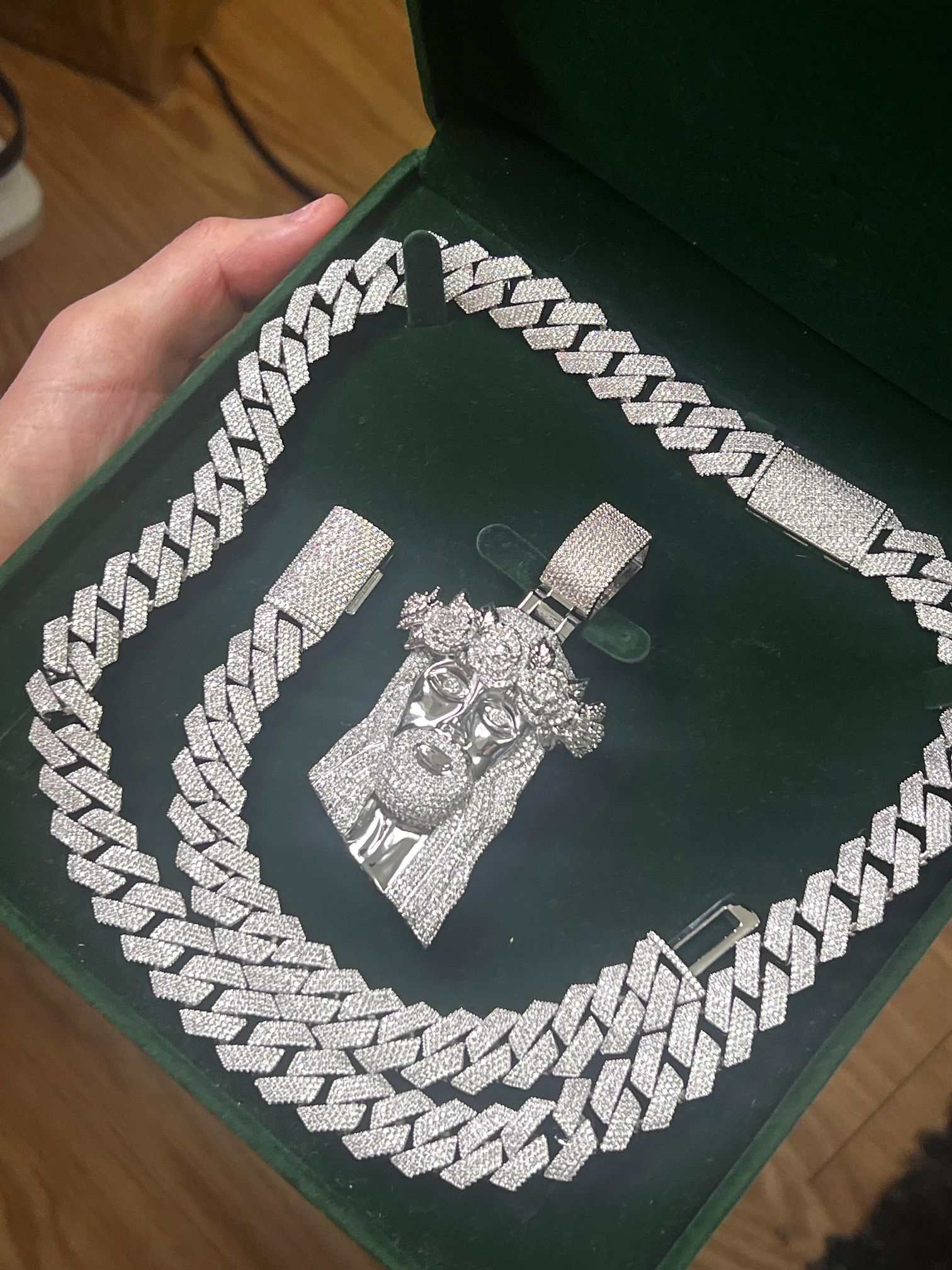 chain bracelet and pendant set
