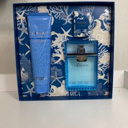 Versace Man Eau Fraiche 3pc Gift Set