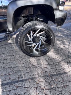 24x14 wheels