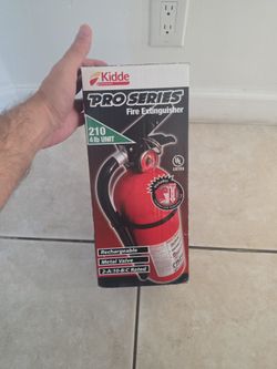 Kidde Pro Series 210 Fire Extinguisher 4 lb