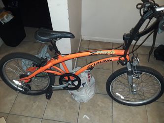 Schwinn z flash 95 for Sale in Hemet CA OfferUp