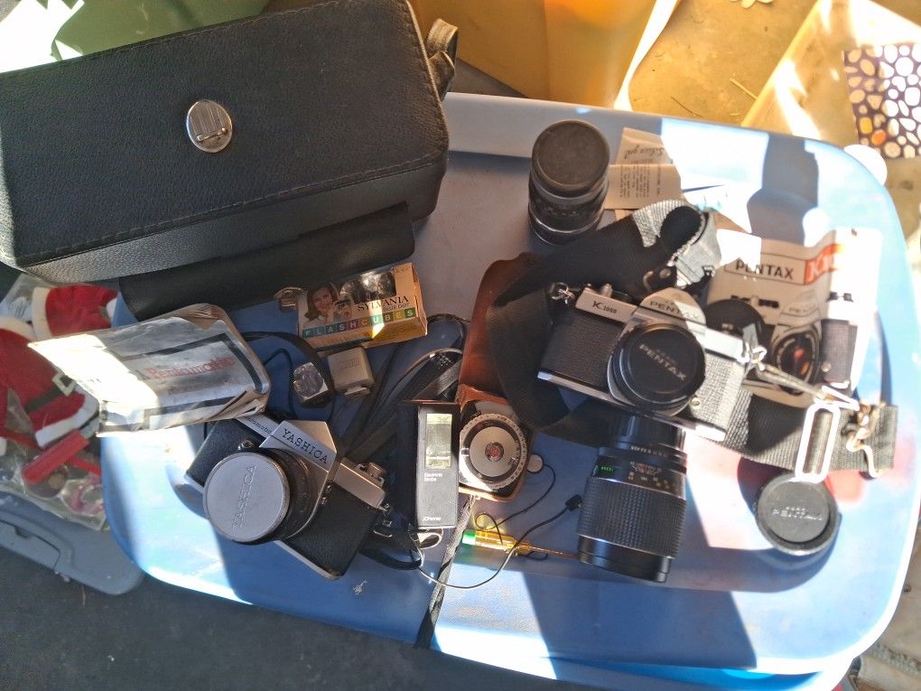 Vintage Cameras, Yashica Pentamatic, Pentax K1000 4LENSES