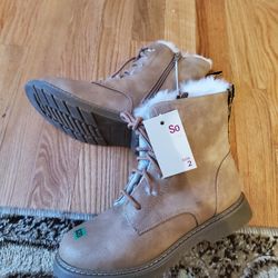 Boots Tan Girls Kids Size 2 New