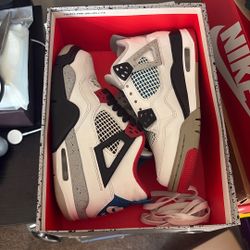 Jordan 4s